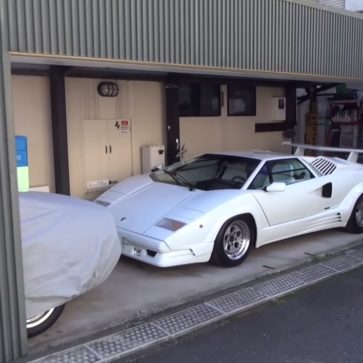清水草一がランボルギーニ・カウンタックを買う