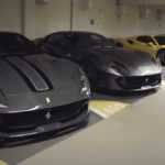 モナコの地下駐車場にて、フェラーリやスーパーカー