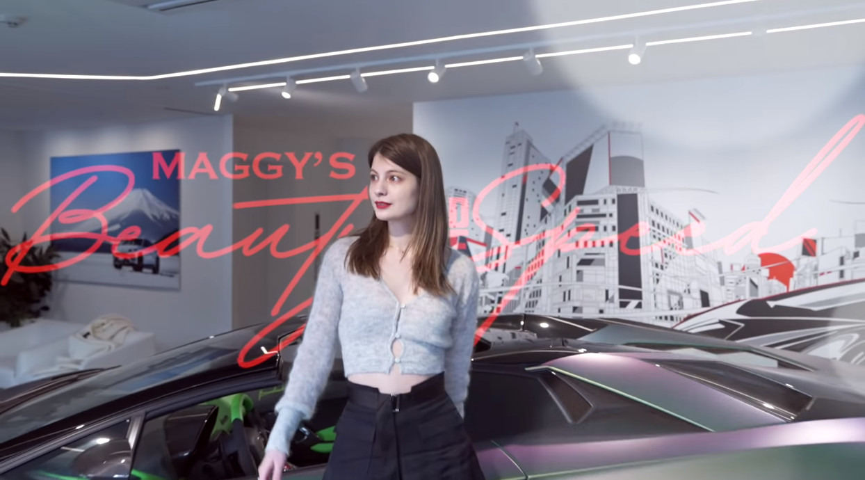 マギーがランボルギーニ「ザ・ラウンジ東京」を動画で紹介