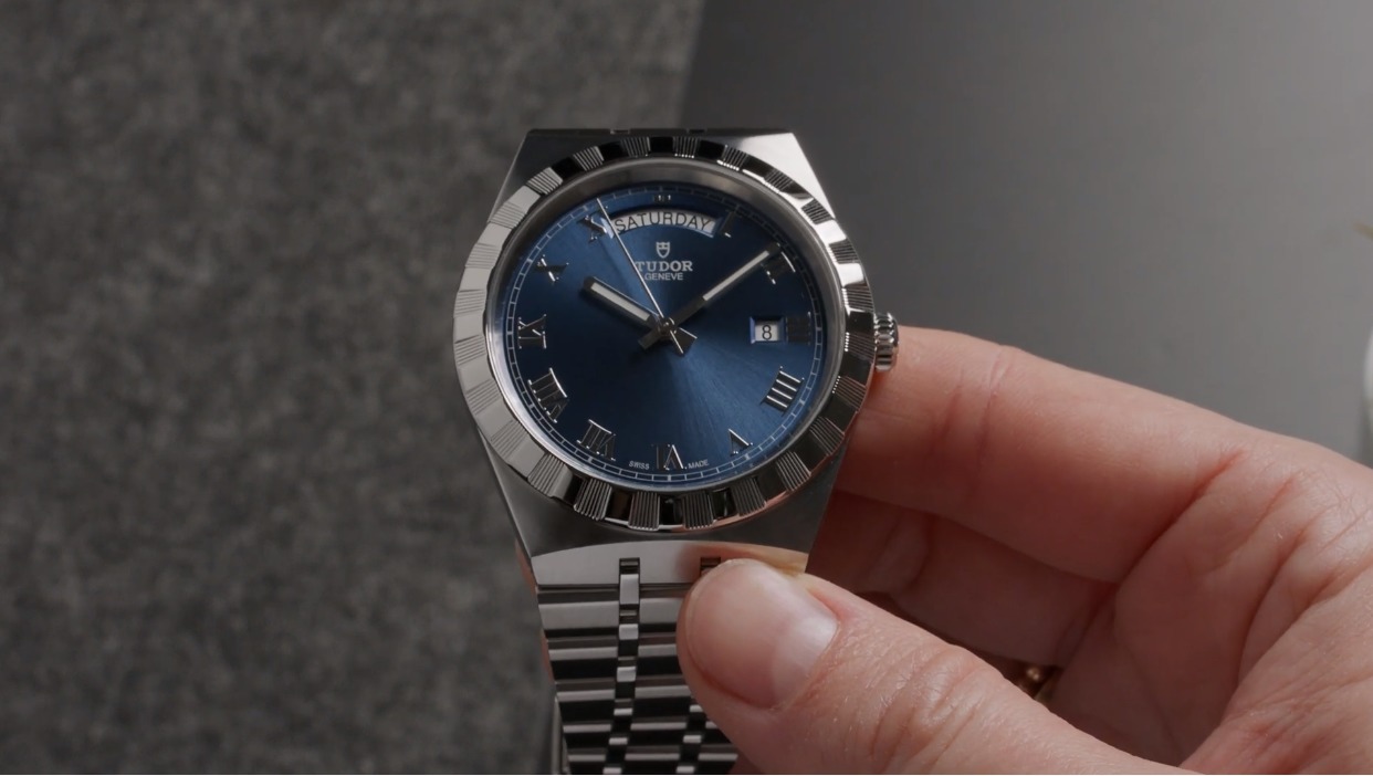 チューダーの最も安価な機械式腕時計、「ロイヤル」