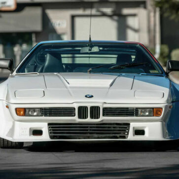 ポール・ウォーカー所有のBMW M1が競売に