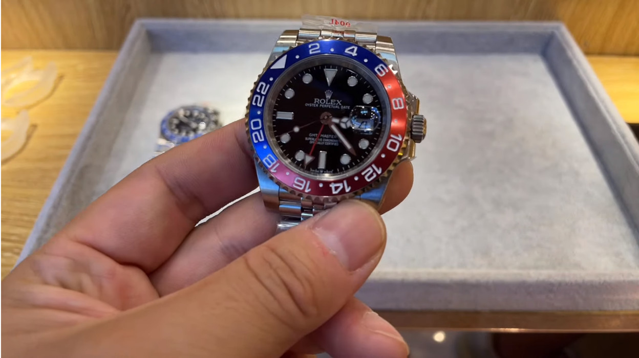 中国最大の「偽物高級腕時計マーケット」はこんな感じだ！ロレックス、オメガ、オーデマピゲ、ウブロなど「なんでもござれ」
