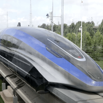 中国にて「時速600km/h」を誇る新型列車が公開！北京-上海をわずか2時間で結び、航空機の3時間よりも早く到達（大丈夫か・・・）