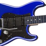 レクサスがまたまた奇妙なコラボ！今回はレクサスLCをイメージした「ストラトキャスター（ギター）を発売。価格は67万円、100本限定
