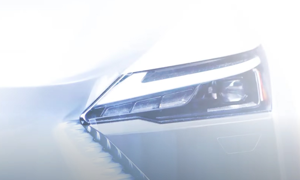 【動画】レクサスが新型車「RZ」のティーザー画像を公開！トヨタbZ4Xの車体を使用しレクサスLF-Zエレクトリファイドを市販モデルとして再現