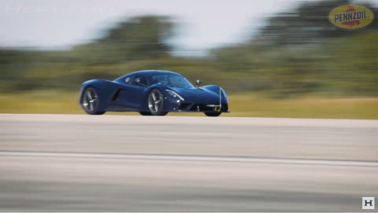 【動画】ヘネシー・ヴェノムF5が高速走行テストを実施！数ヶ月内は最高速チャレンジを行うとコミットし、時速500キロの突破を狙う