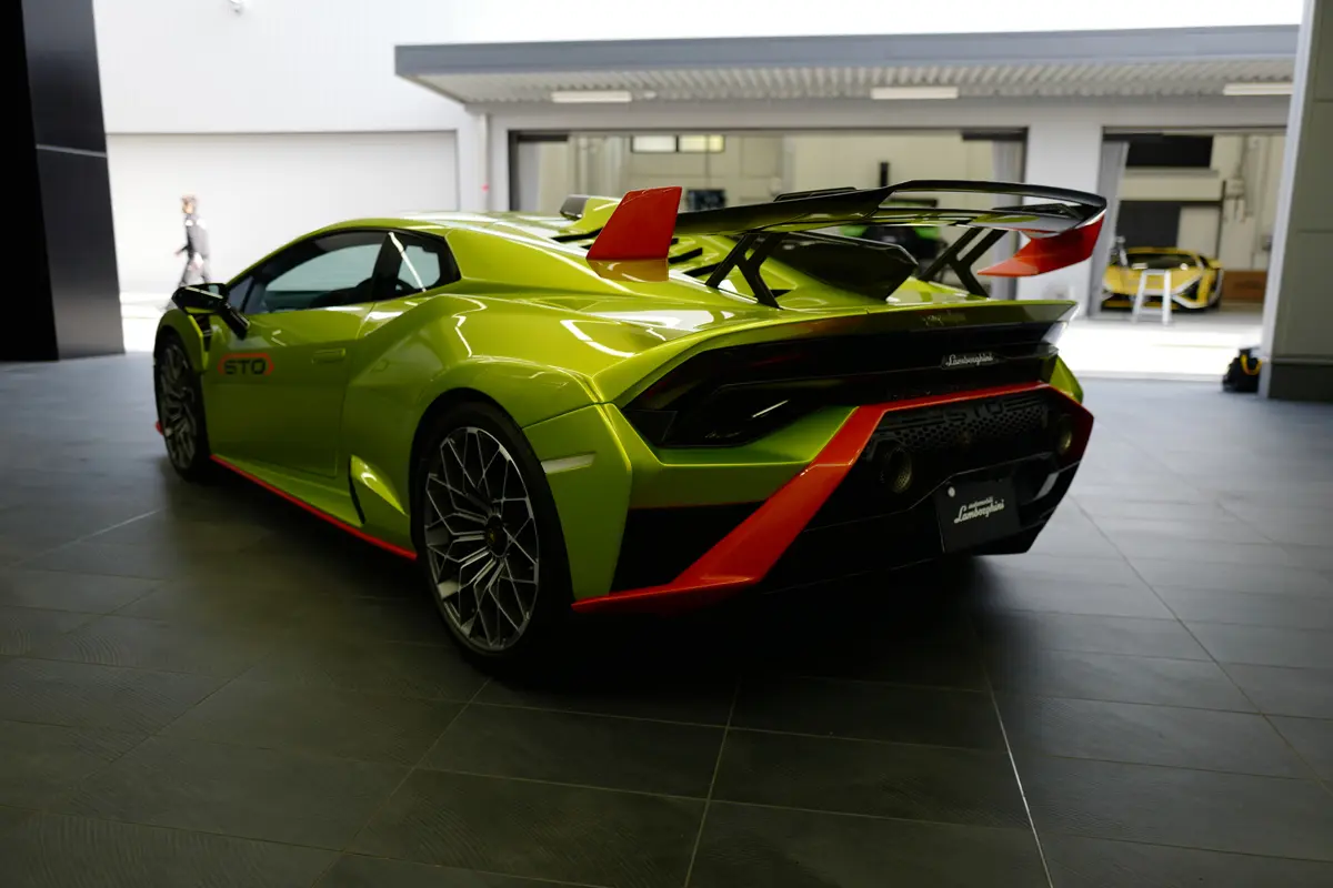 ランボルギーニ ウラカンSTO