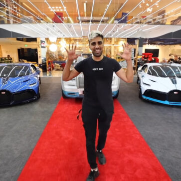 【動画】総額100億円以上！ブガッティ・ディーヴォが2台、フェラーリやランボルギーニは数しれず。スゴすぎるドバイのスーパーカーコレクション
