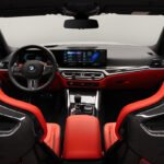 BMWが新しくなった「カーブディスプレイ」が装着されたM3の内装を公開！加えてほとんどのモデルでアップデートを発表、さらに輸送中の新型XMも目撃される