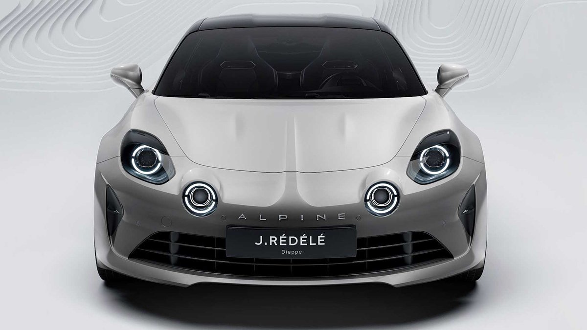 アルピーヌが創業者の生誕100周年を記念し、その名を冠した「A110 GT ジャン・レデレ」を発表！ちなみに納車第一号は創業者の妻、つまり年の差婚だったようだ