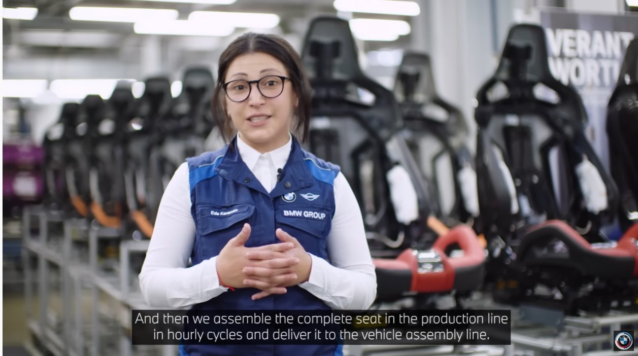 【動画】BMWがM3ツーリングの製造風景を公開！工程の殆どは自動化されるも「コントラストルーフ」は人力にてマスキングがなされるもよう