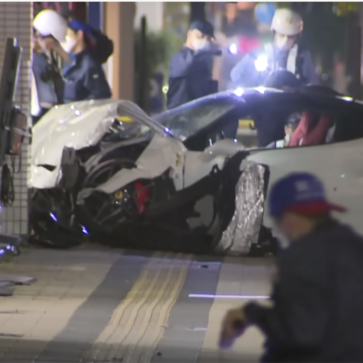【動画】広島でフェラーリと軽自動車とが接触事故！軽自動車に同乗していた小学生が亡くなる