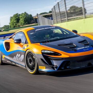 マクラーレンの新型レーシングカー「アルトゥーラGT4」発表！ノンハイブリッド、先代の570S GT4に比較し100kg以上も軽量化