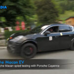 【動画】新型ポルシェ・マカンEVが欧州の公道にてテスト中！どうやらいま流行のスプリットヘッドライトを持つようだ