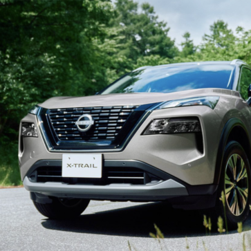 日産エクストレイルは発売2週間で受注1.2万台超、一方マツダCX-60は7週間で6400台にとどまる。どうしてここまで差がついたのか？