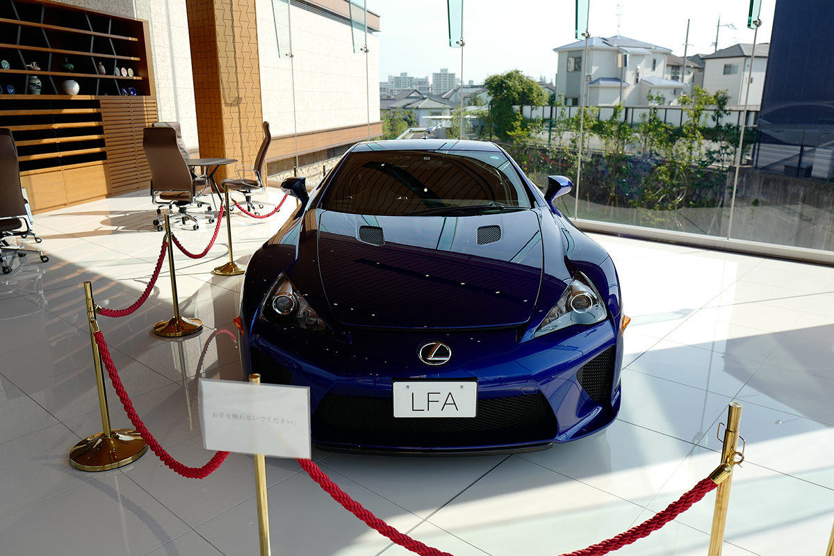 レクサスLFA