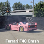 カーイベントにてピンクのフェラーリF40が登場するやいなやクラッシュ。スロットルケーブル固着で減速できず、さらにはブレーキがロックして停止不能に？【動画】