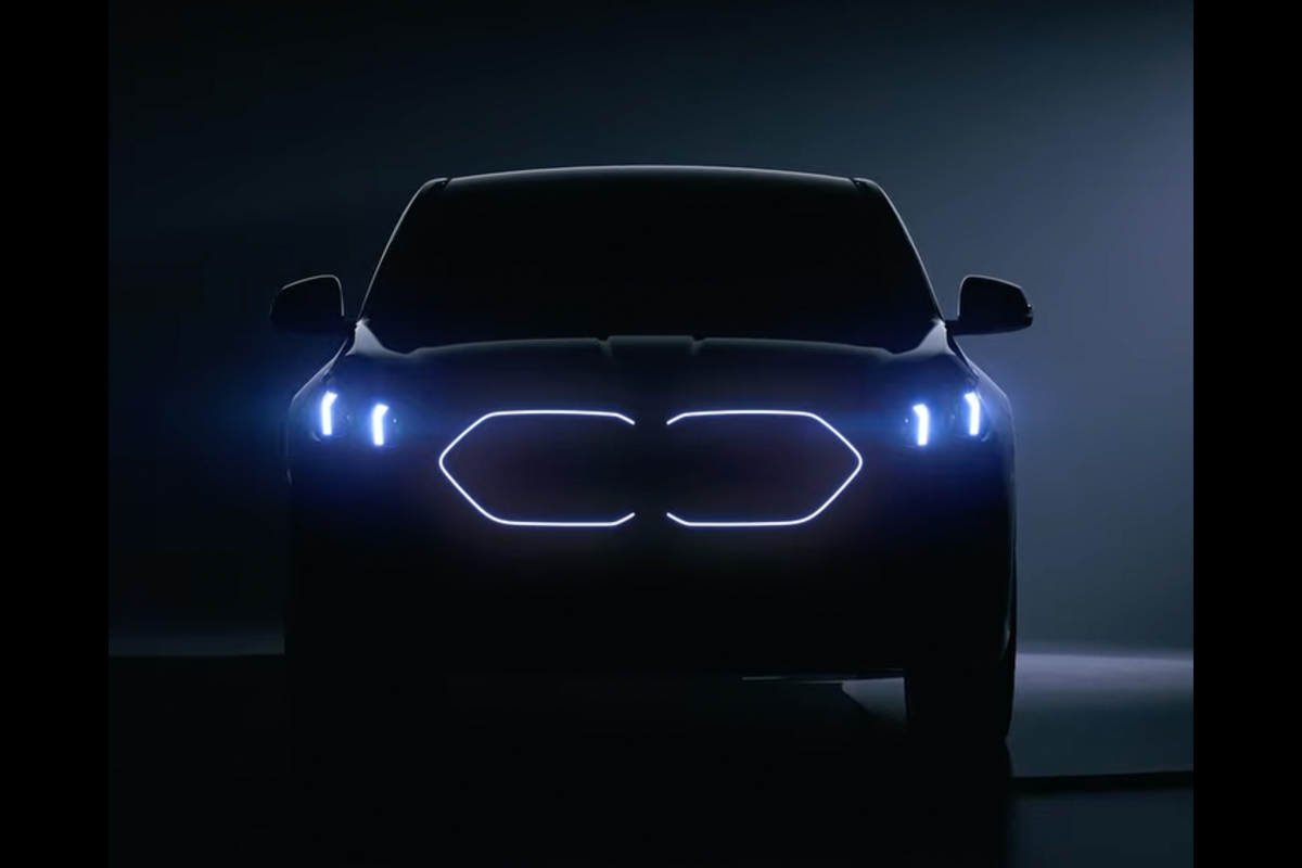 新型BMW X2のティーザー動画が公開。そのシルエットはより低くクーペ的に。「不人気」レッテルを貼られた現状の挽回なるか