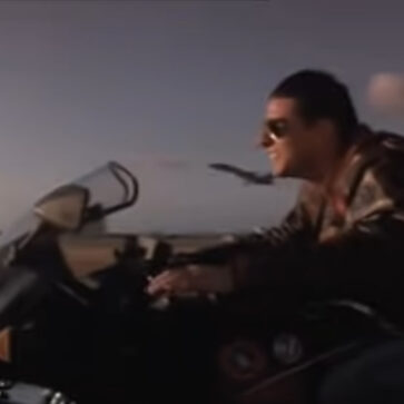 映画「トップガン」では当初カワサキではなくホンダのバイクが登場する予定だった。ホンダ自らが語る「信念に基づき、トップガンにバイクを提供しなかった理由」とは