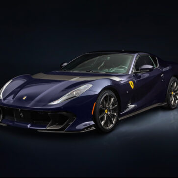 Ferrari-812-Competizione-