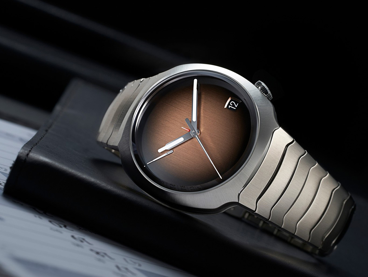 アルピーヌが200年近い歴史を誇る腕時計ブランド「H.モーザー」との提携を発表。H.モーザーは「ブランド名や文字を表示しない」奇妙なダイヤルを持つことで知られている