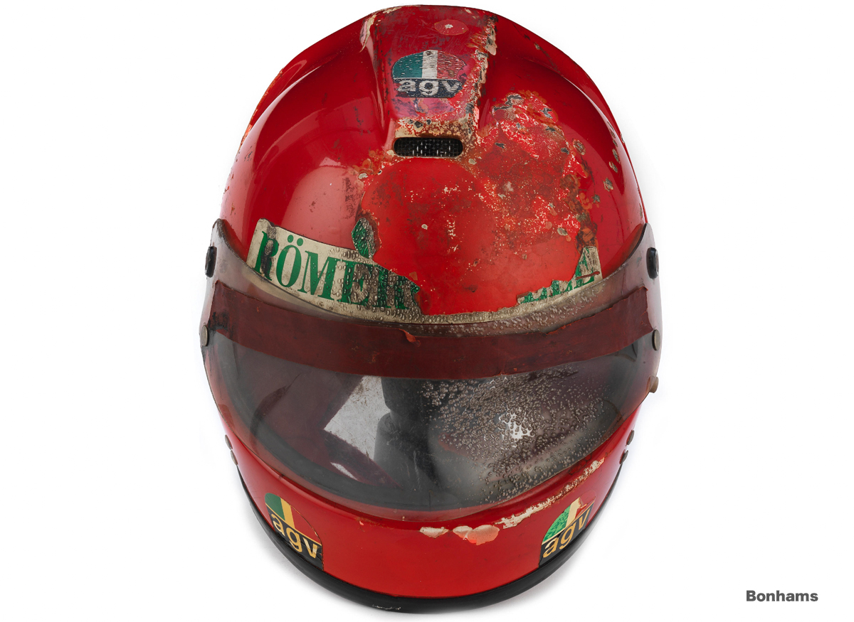 ニキ・ラウダが「雨のドイツGP」でクラッシュ、火災に見舞われた際に被っていたヘルメットが競売に登場するもなぜか「取り下げ」。まさか今も現存していたとは