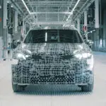 BMWが新世代EV「ノイエクラッセのプリプロダクションを開始した」と発表、2025年の本生産に備える。プリプロダクションモデルの役割とは