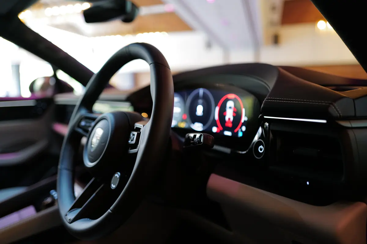 ポルシェ・マカンEVのインテリア