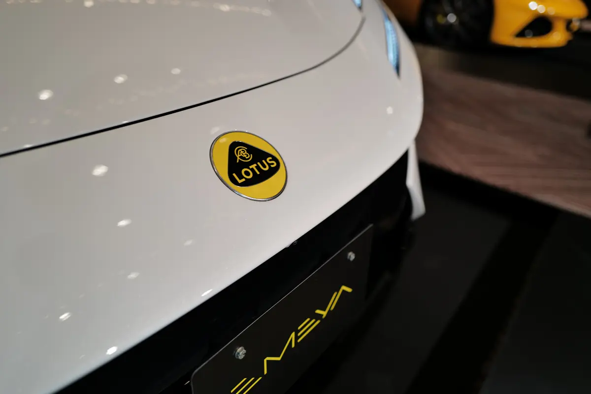 ロータス
