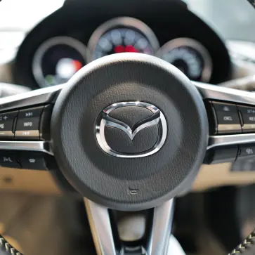 マツダ・ロードスターのステアリングホイール