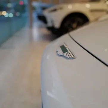 アストンマーティン