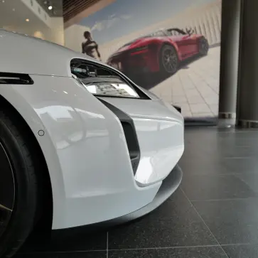 ポルシェ・タイカン