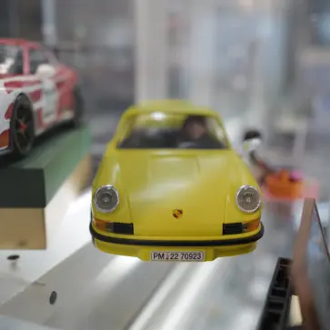 ポルシェ911カレラRS「ナナサンカレラ」のモデルカー