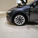 テスラ