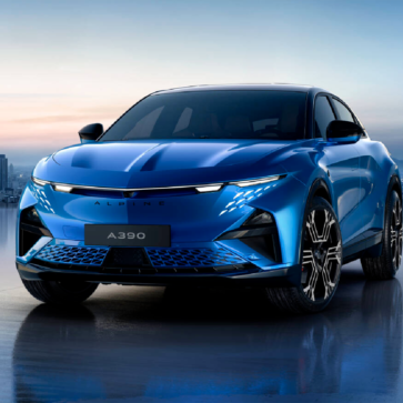 アルピーヌがブランド史上初の電動SUV「A390」発表：実用性とスポーツ性能を両立したワイルドな5ドアファストバック、ポルシェ・マカンと直接対決か