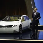 BMW CEO「EV専売は行き止まり」─ ガソリン、ハイブリッド、水素車を含むマルチ戦略を継続へ。「白黒思考ではなく多角的な判断が必要」