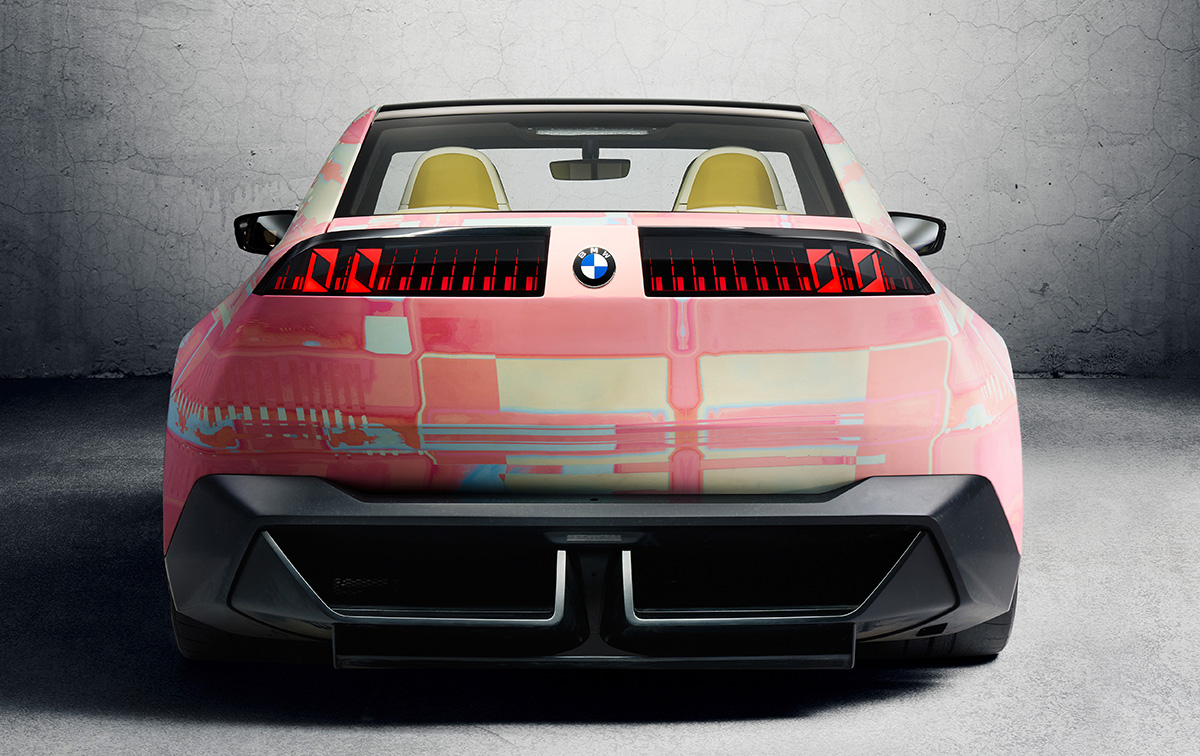 BMWが全モデルを「ノイエクラッセ(Neue Klasse)」デザインへ刷新。2025年から大変革がスタートし「どんな細部に至るまでも新しくなります」