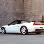 【約1.5億円で落札】ホンダ NSX-R 後期型が過去最高額を記録｜世界で最も希少な国産スーパーカーの実力