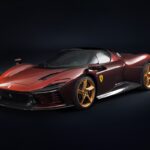 フェラーリが「ルビー×ゴールド」のデイトナSP3を公開。まさに洗練と職人技の頂点