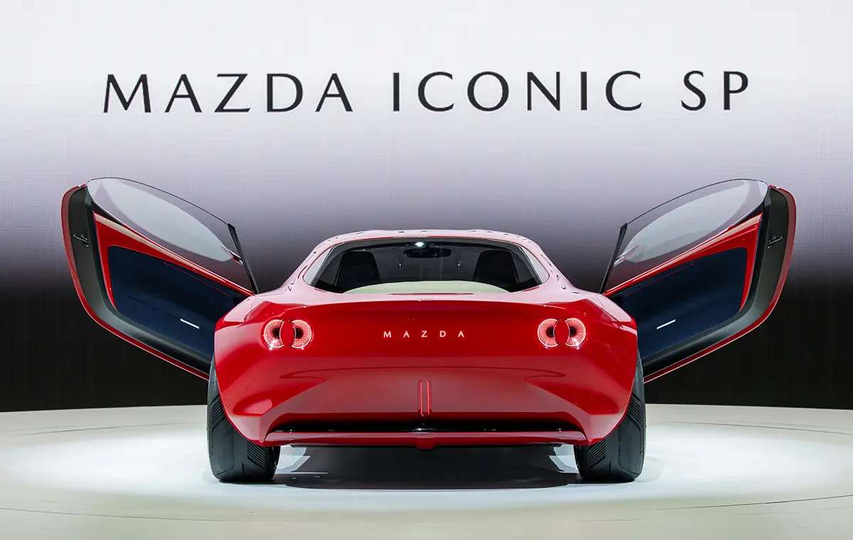 【ついに市販化へ】マツダ「アイコニックSP」はRX-7後継となる「ロードスターとは別の」高級ロータリースポーツ。365馬力、価格は750~900万円とのウワサ