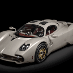 本物にしか見えないな・・・。パガーニ・ウトピアの超精巧スケールモデルが登場、「自分で組み立てる」必要があるものの”そのぶん”価格は抑えめ