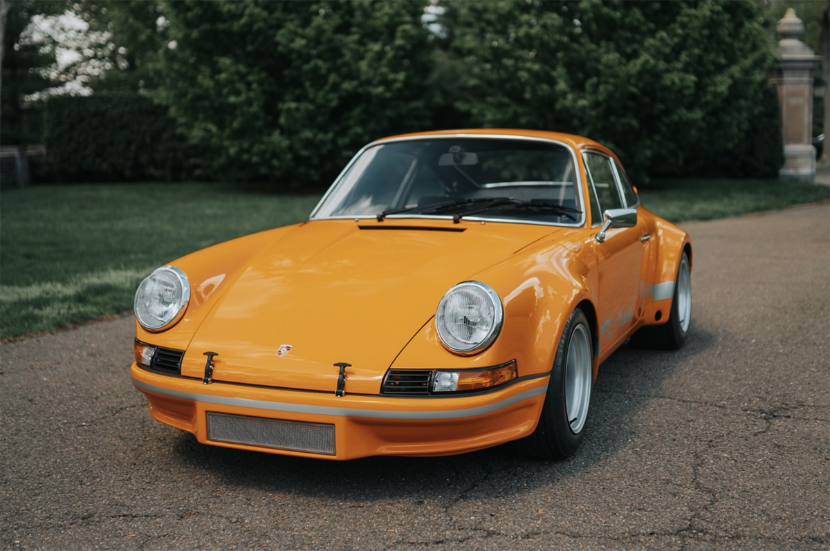 【911愛好家必見】伝説のポルシェ911 カレラ RSRを現代に蘇らせるレストモッド、「RSRプロジェクト」の全貌