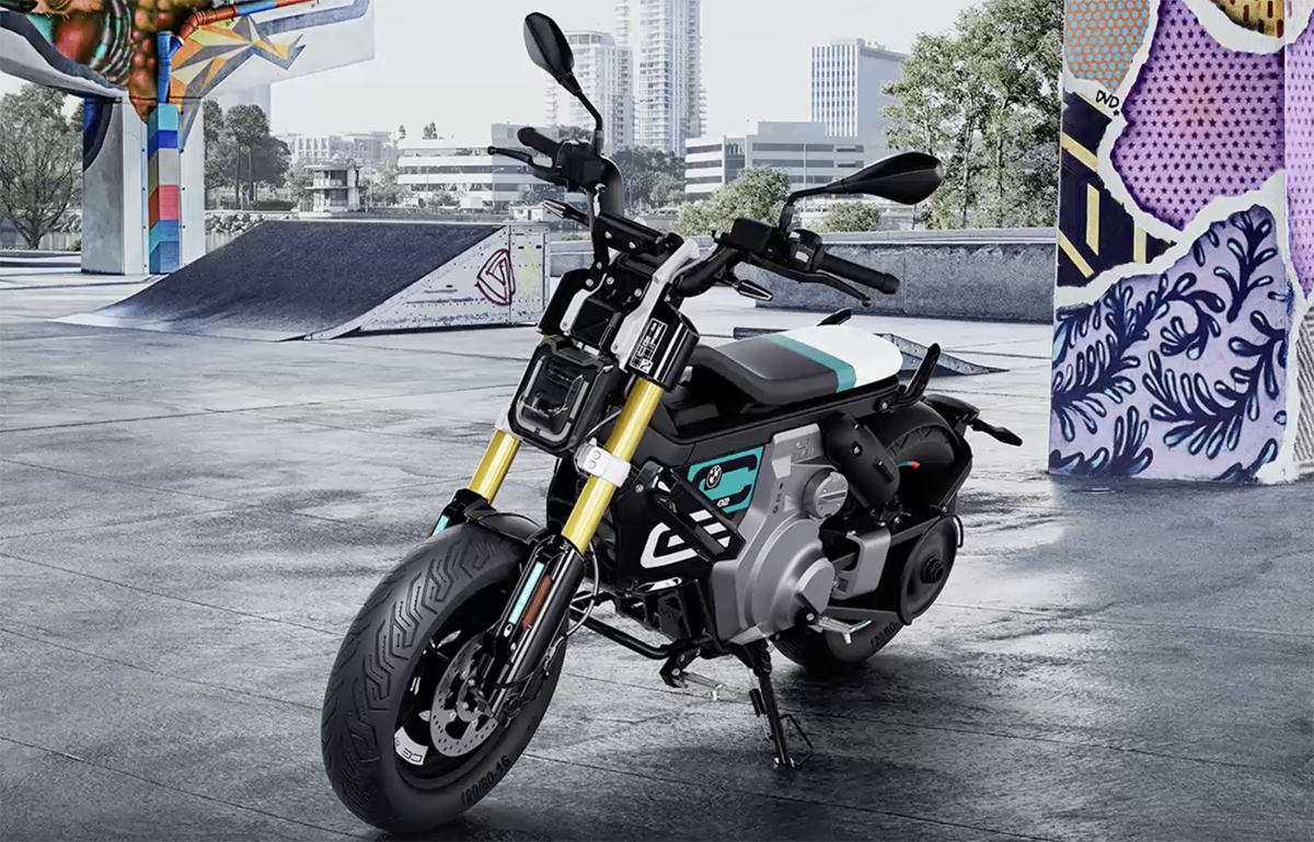 BMW CE02(電動バイク)の中古相場が下がって「70万円割れ」寸前。もうちょっと安くなれば手を出してみようと思う