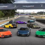 ランボルギーニ・テメラリオ、ポルトガル・エストリルでサーキットデビュー。8色のテメラリオがコースを彩る