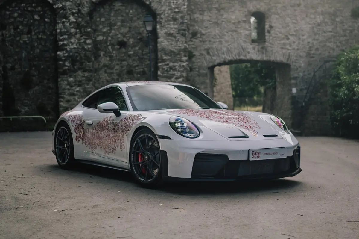 【世界に1台】ポルシェ・ルクセンブルク75周年記念モデル「911 GT3 レッツェブール・レガシー」誕生。国家への敬意を込めた珠玉の1台
