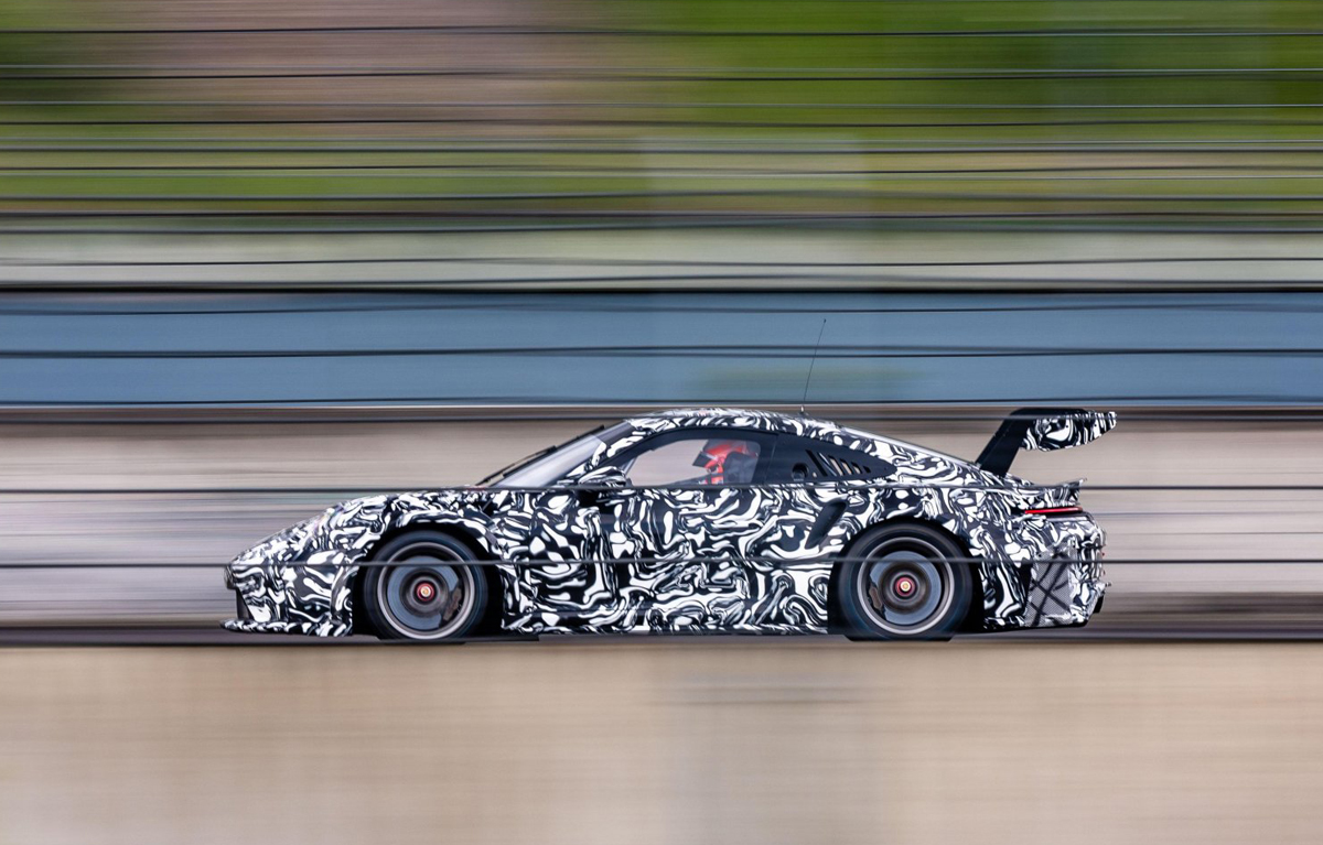 【新型ポルシェ911カップ(992.2)登場間近】ワンメイクレースマシンがさらなる進化を遂げて2026年デビューへ