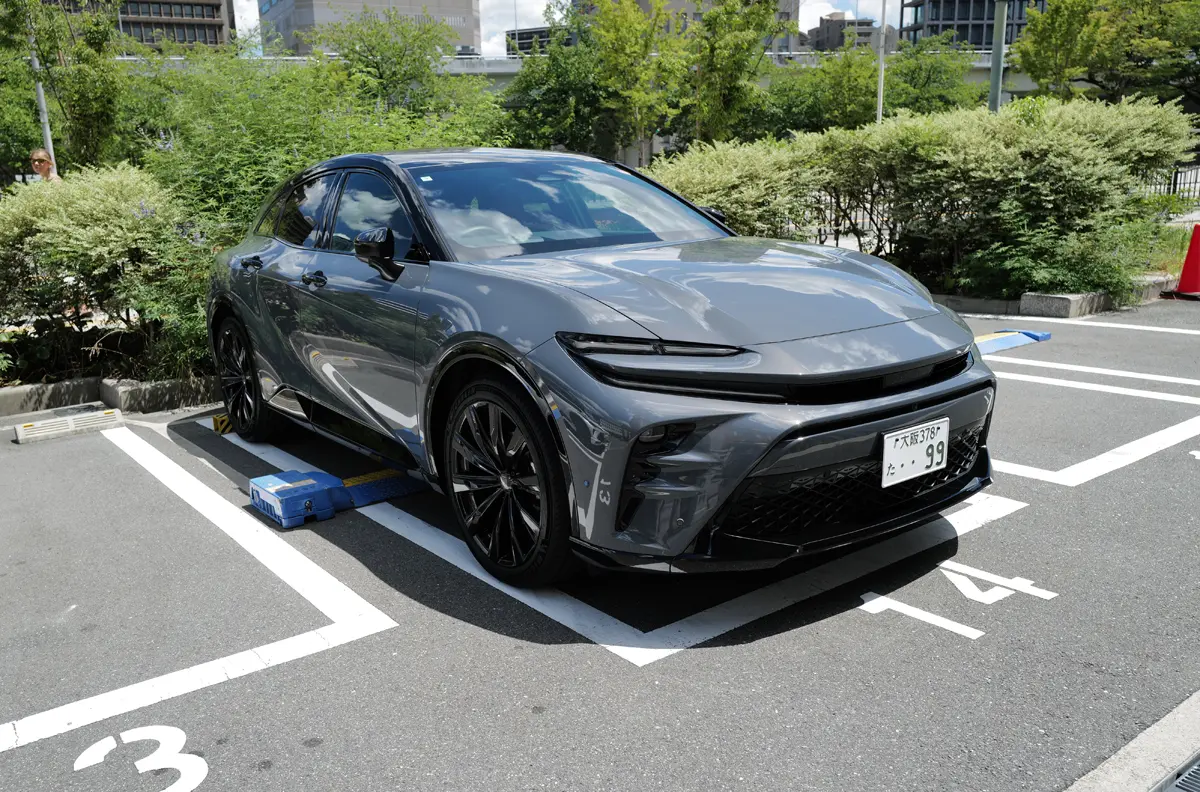 さよならトヨタ・クラウンスポーツ・・・。わずか1年の所有期間であったが本当にいいクルマだった。今まで乗ってきた中ではトップレベルの満足度だと考える