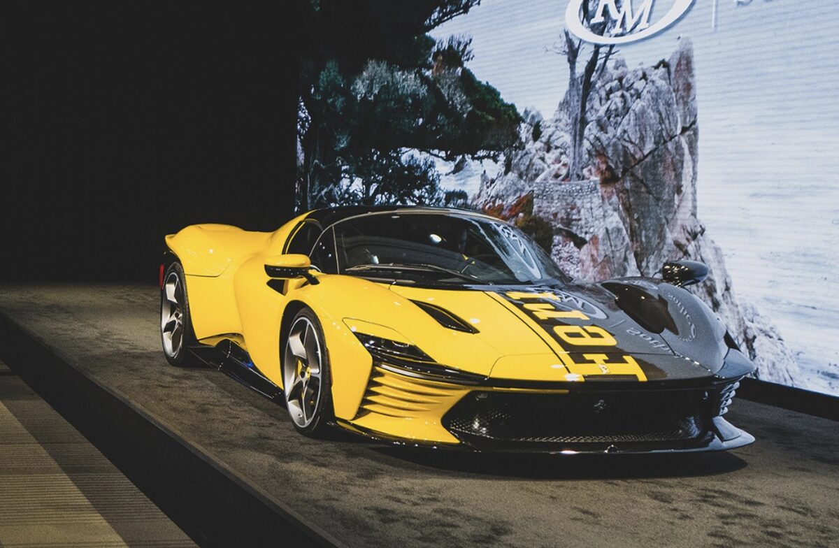 フェラーリ デイトナSP3「最後の1台」が競売に登場、なんと2600万ドル(約38億円)で落札される。「599+1」が持つ唯一無二の価値とは