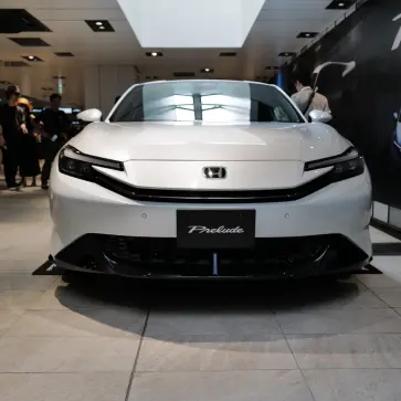 新型ホンダ プレリュードを見てきた。「ハンマーヘッド顔」が新鮮、なかなかにカッコいい。気になるのはその値段ではあるが【動画】