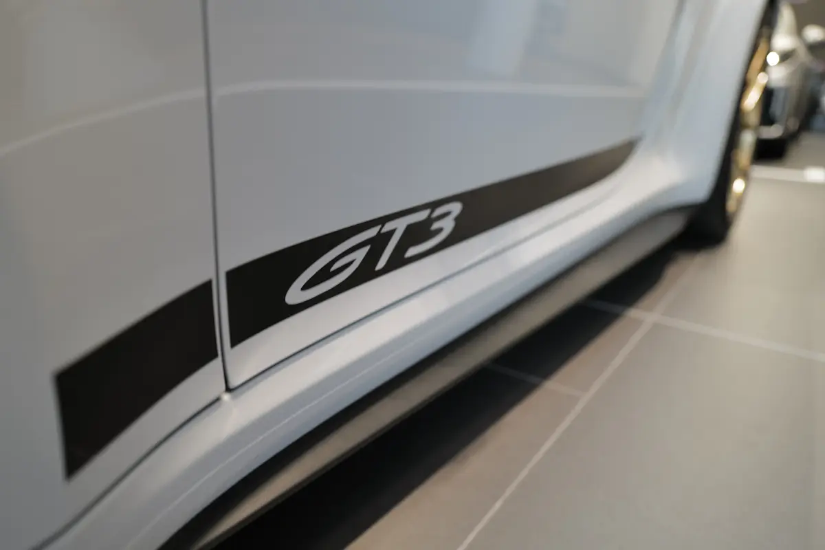ポルシェ911GT3のサイドストライプ